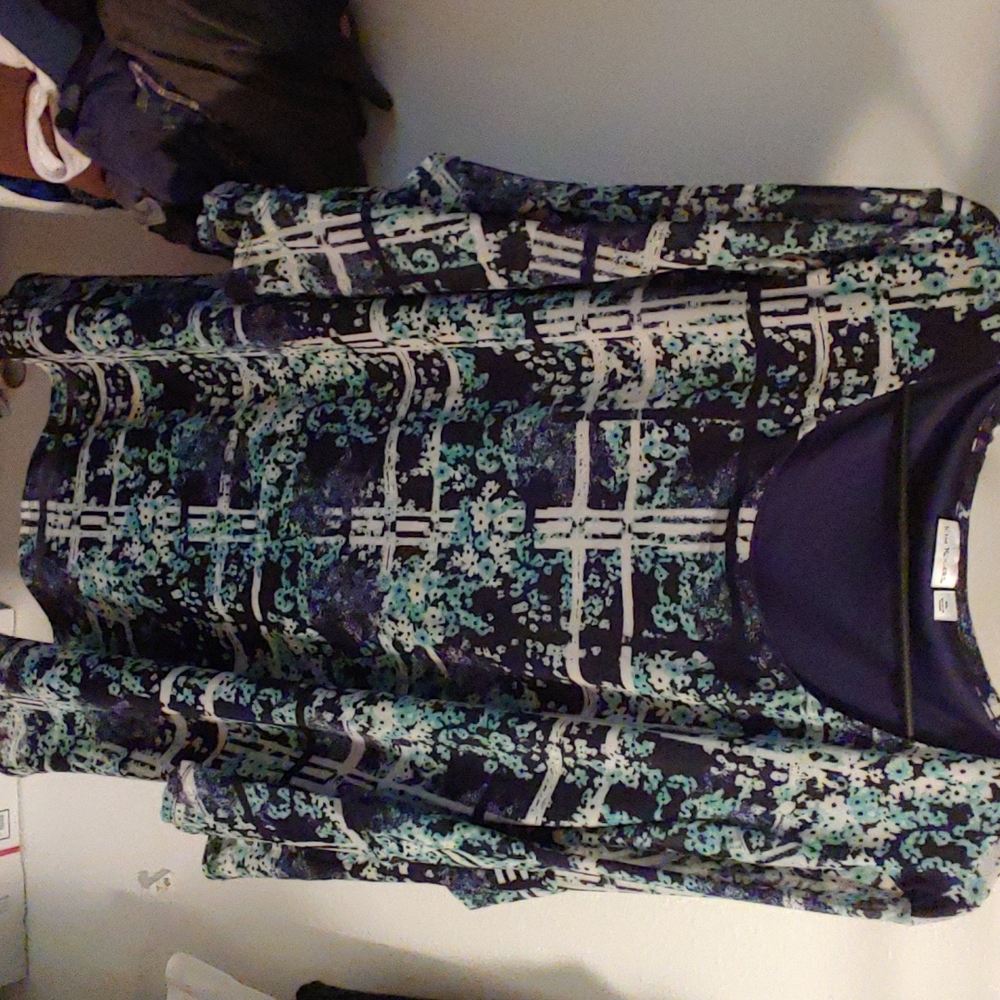 Size XL Long Top - Picture 2 of 4